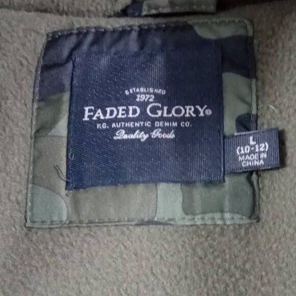 Faded Glory Camouflage Kids Hooded Puffer Coat Size L (10-12) - Picture 5 of 8